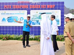 Resmikan PLTS Terapung Cirata, Presiden Jokowi: Teknologi _Smart Grid_ PLN Bisa Mendorong Akses List