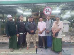 Tim Lowo Ijo Gelar Safari Religi Ziarah dan Silaturahim Ke Para Ulama’ dan Kyai di Dearah Tapal Kuda