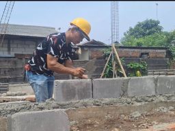 Di Jakarta, PLN Olah 3,3 Ton FABA dari PLTU Lontar Menjadi Bahan Konstruksi Gardu Distribusi