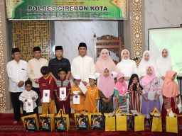 Polres Cirebon Kota Gelar Peringatan Nuzulul Qur'an di Masjid Adz Dzikra
