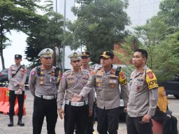 Kapolres Majalengka Dampingi Kapolda Jabar Cek Jalur Mudik dan Pos Pam/Yan di Tol Cipali