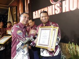Rakernis Humas Polri, Bidhumas Polda Jatim Raih Dua Penghargaan
