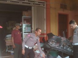 Polisi Berhasil Amankan Pengemudi yang Lari Usai Tabrak Rumah Warga di Tulungagung