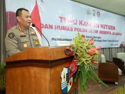 Buka Temu Kangen Netizen Kabidhumas Polda Jatim Beri Apresiasi WargaNet