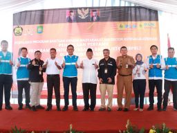 Hari Pelanggan, PLN Bersama Pemerintah Salurkan Bantuan Pasang Baru Listrik di Tangerang