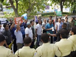 Simulasi Tanggap Darurat PLN UIP JBTB dan PLN Icon Plus Antisipasi Teror, Huru Hara, dan Kebakaran