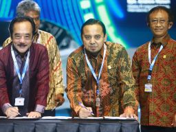 PLN Icon Plus Berkolaborasi dengan Indomobil Untuk Wujudkan Pengembangan Ekosistem Kendaraan Listrik