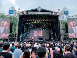 Jelang Nataru: PLN Mobile Gelegar Musik 2024 Sukses Digelar, 15 Ribu Penonton Padati Candi Prambanan