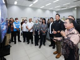 Kemenko Infra, Wamen PU dan Wagub Jatim Serta Dir Mpro dan EBT PT PLN (Persrero) Tinjau Biomassa PSEL Benowo Surabaya.