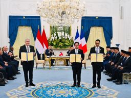 Disaksikan Presiden RI dan Prancis, PLN Dengan HDF Energy dan PT SMI Kembali Tegaskan Komitmen