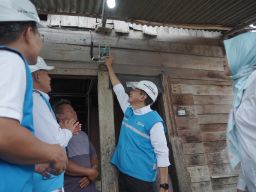 Semangat Hari Pahlawan pada HLN ke-80, Warga Aek Horsik Tapanuli Tengah Akhirnya Nikmati Sambungan Listrik Sendiri