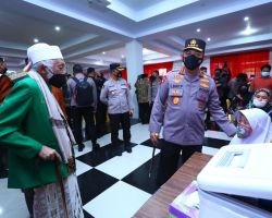 Apresiasi Ulama Di Banten Ikuti Vaksinasi, Kapolri: Kabar Baik dan Motivasi Bagi Masyarakat