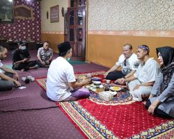 Di Ponpes Darul 'Ulum dan Al-Mimbar, Ketua DPD RI Paparkan Peran Penting Ulama Bagi Kemerdekaan Indonesia