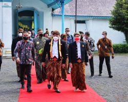 Di Depan Kanjeng Susuhunan Pakubuwono XIII, Ketua DPD RI Sebut Kasunanan Surakarta Aset Bangsa, Bukan Aset Daerah