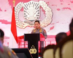 Wujudkan Pelayanan Publik yang Prima, Kapolri: Tak Ada Kata Lain Siap dan Laksanakan