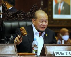 Ketua DPD RI Minta Pemprov Sulsel Beri Kejelasan Nasib Guru Honorer Lulus PPPK
