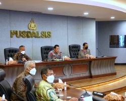 Kapolri Bentuk Satgas Gabungan Awasi Produksi dan Distribusi Selama 24 Jam: Pastikan Stok Minyak Curah Tersedia