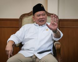 TPP Cair Jika Dapat 3 Orang Divaksin, LaNyalla: Tunjangan Adalah Hak Guru