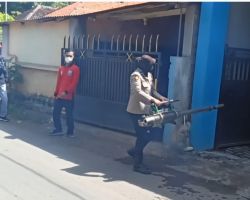 Aksi Nyata Bhabinkamtibmas Polres Probolinggo Cegah Wabah DBD