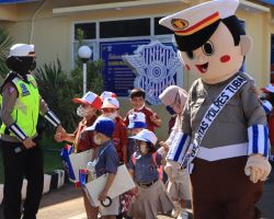 Polres Tuban Tumbuhkan Kesadaran Hukum Sejak Usia Dini Melalui Program Polsanak