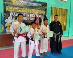 Nur Fadhli Alhasbi Raih Juara Satu Kejuaraan Cabang Karate Kabupaten Rembang Tahun 2022