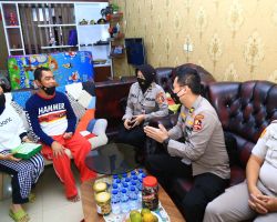 Polri Lakukan Anjangsana ke Mantan Kapolri hingga Anggota yang Sakit dan Gugur saat Tugas