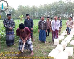 Peletakan Batu Pertama Pembangunan Madrasah Bustanul Arifin Gunungmulyo