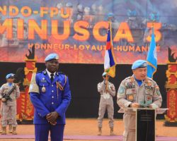 Dua Anggota Satgas Garuda Bhayangkara Asal Polresta Malang Kota Raih Medale Parade Cemerony dari PBB