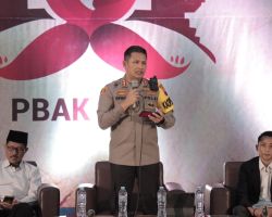 Sampaikan Wawasan Kebangsaan di UIN Malang,Kapolresta Malang Kota Ajak Mahasiswa Merajut Persatuan dan Kesatuan