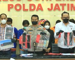 Polda Jatim Ungkap Kasus Penggelapan Gula Ravinasi Seberat 30 Ton