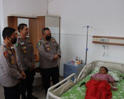 Kabiddokkes Polda Jatim Berikan Progam Kartu Bhayangkara Prioritas dan Home Visite Pasien