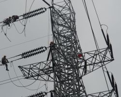 Berhasil Energize SUTT 150 kV Bangkalan-Tx, PLN Tingkatkan Keandalan Kelistrikan Madura