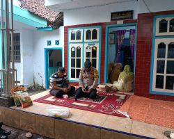 Polres Pasuruan Kota Berikan Santunan Untuk Keluarga Balita Meninggal Akibat Gagal Ginjal Akut