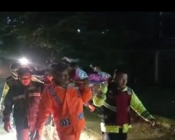 Tim SAR Polres Tulungagung Berhasil Mengevakuasi Warga yang Tertimbun Tanah Longsor