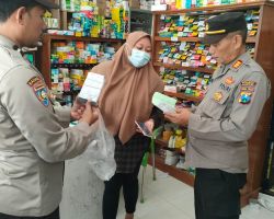 Cegah Meluasnya Kasus Gagal Ginjal pada Anak, Polres Sampang Sidak Apotek
