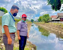 Kepedulian PT. Dayasa Aria Prima Normalisasi Kali Tengah Bantu Atasi Banjir di Wilayah Desa Sumput