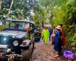 Kapolsek Bebandem Bersama Anggota datanggi Tkp Kendaraan yang tersesat Karena Mengikuti Petunjuk Google Map