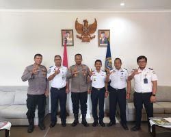 Kapolsek Benoa Kunjungi Kepala Kantor Kesyahbandaran Dan Otoritas Pelabuhan Benoa