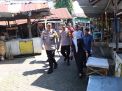 Patroli Dialogis, Kapolres Ngawi Blusukan ke Pasar Tradisional Jelang Ramadhan