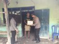 Door To Door, Polisi Di Ponorogo Salurkan Bantuan Sembako Untuk Warga Masyarakat