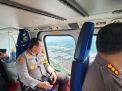 Kapolda Jatim Bersama Forkopimda, Pantau Arus Lalin dari Udara