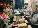 Operasi Pekat Polres Kediri Kota bersama Petugas Gabungan Amankan Ratusan Botol Miras