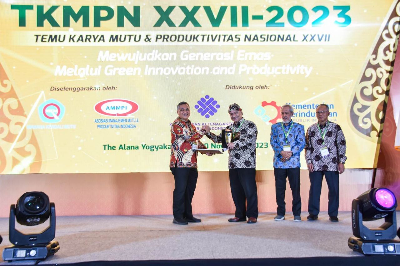Layanan Pelanggan PLN Raih Penghargaan Kelas Dunia di Ajang IPEA 2023