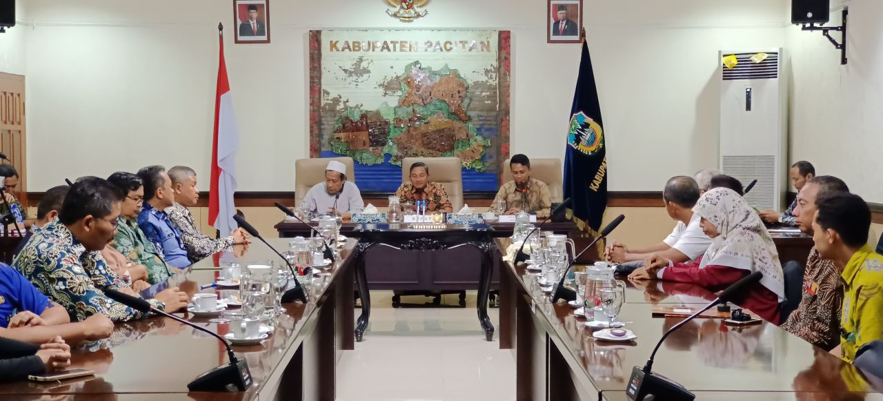 Wujudkan Digitalisasi dan Konektivitas, Pemerintah Kab. Pacitan Kerjasama Dengan PLN Icon Plus