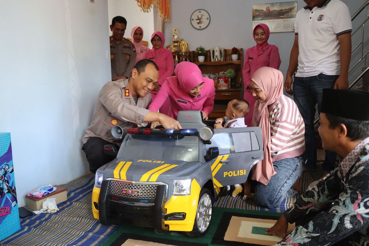 Jumat Curhat, Polres Malang Silaturahmi Kembalikan Senyum Korban Kanjuruhan