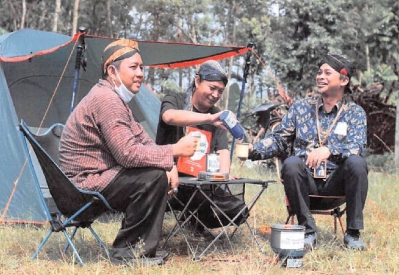 PT PLN (Persero) – Desa Wisata Kampus Kopi Banyuanyar