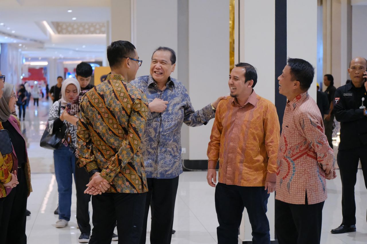 PLN Icon Plus dan Transvision Jalin Kerjasama untuk Masa Depan Hiburan Digital Indonesia