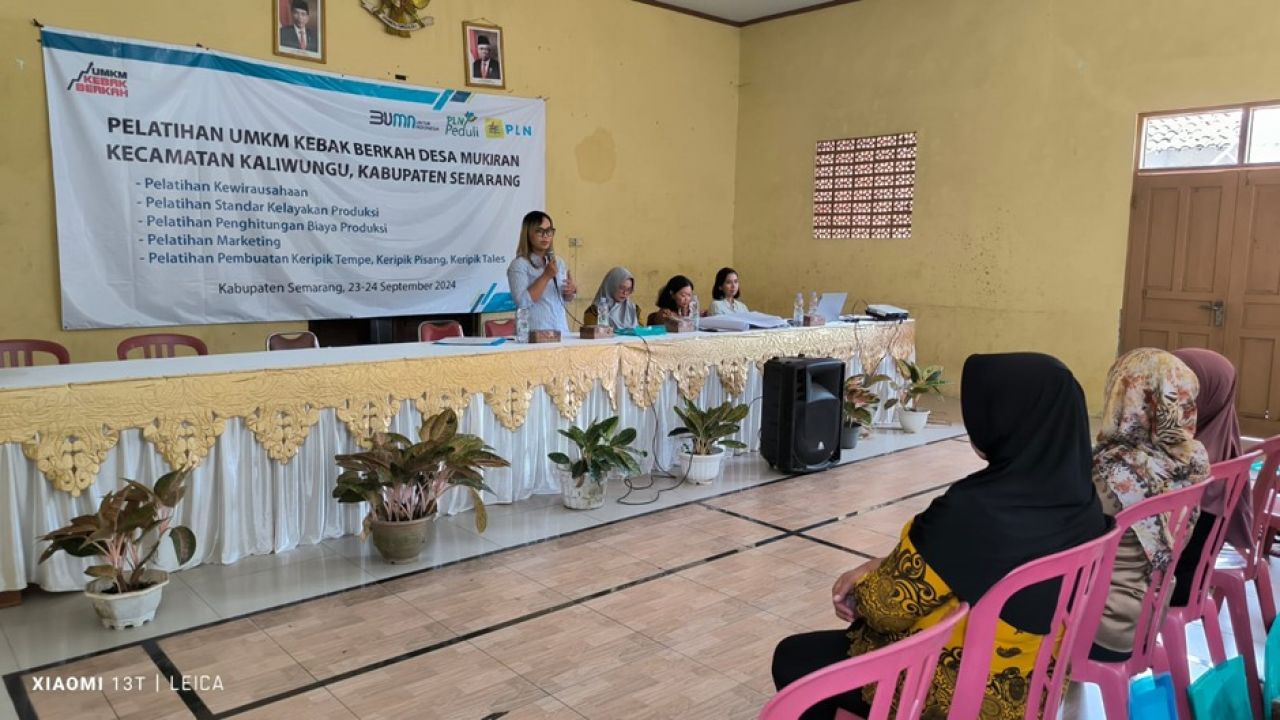 Hari Sumpah Pemuda, Energi PLN Dukung UMKM Desa Mukiran dengan Program TJSL 2024