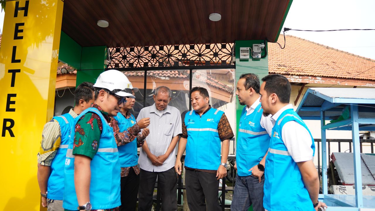 Dirut PLN Icon Plus Tinjau Langsung Implementasi OMP di Bangkalan sebagai Solusi Interim Digitalisasi Kelistrikan