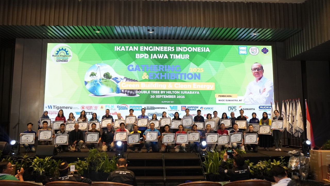 PLN Icon Plus Bawa Kampanye Transisi Energi Bersih di Gathering & Exhibition IEI BPD Jatim 2025